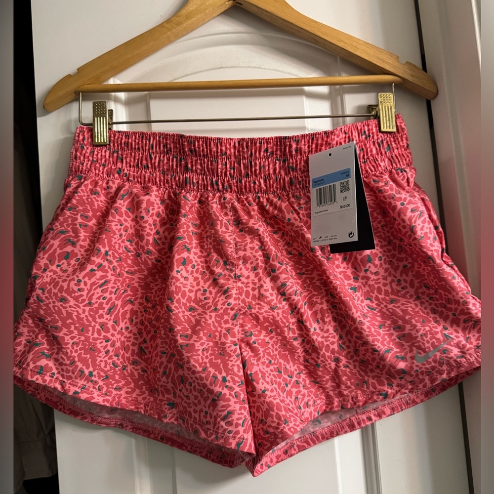 Nike Shorts - brief lined